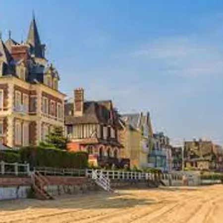 Trouville-sur-mer, 2 Pieces, 3 Personnes - Fr-1-712-56